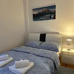 Radmanovic - Free Private Parking, Balcony, 10 Min To Center *