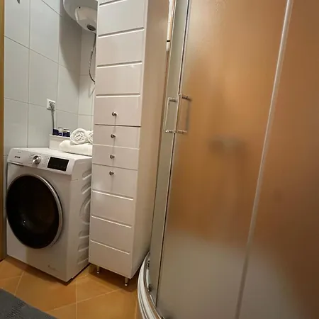 Radmanovic - Free Private Parking, Balcony, 10 Min To Center * Μπάνια Λούκα