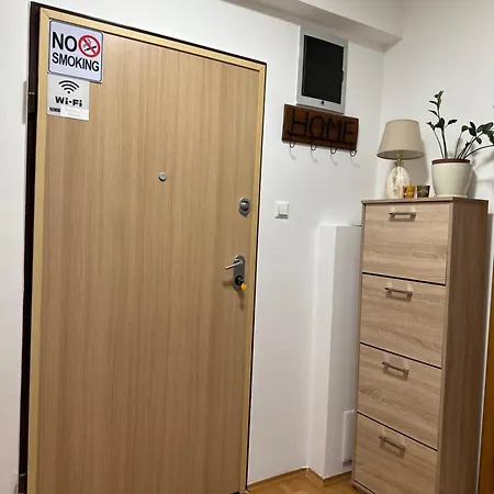 Διαμέρισμα Radmanovic - Free Private Parking, Balcony, 10 Min To Center Μπάνια Λούκα