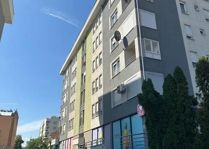 شقة Radmanovic - Free Private Parking, Balcony, 10 Min To Center *