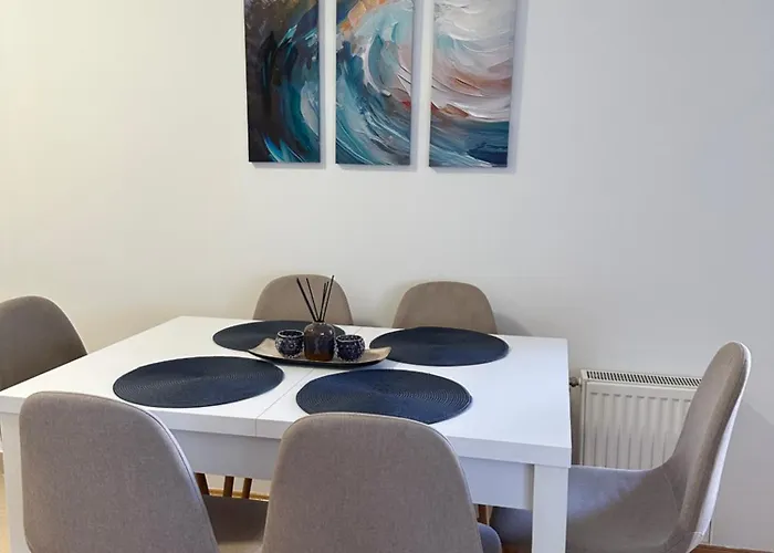 شقة Radmanovic - Free Private Parking, Balcony, 10 Min To Center *